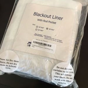 Blackout curtain liner